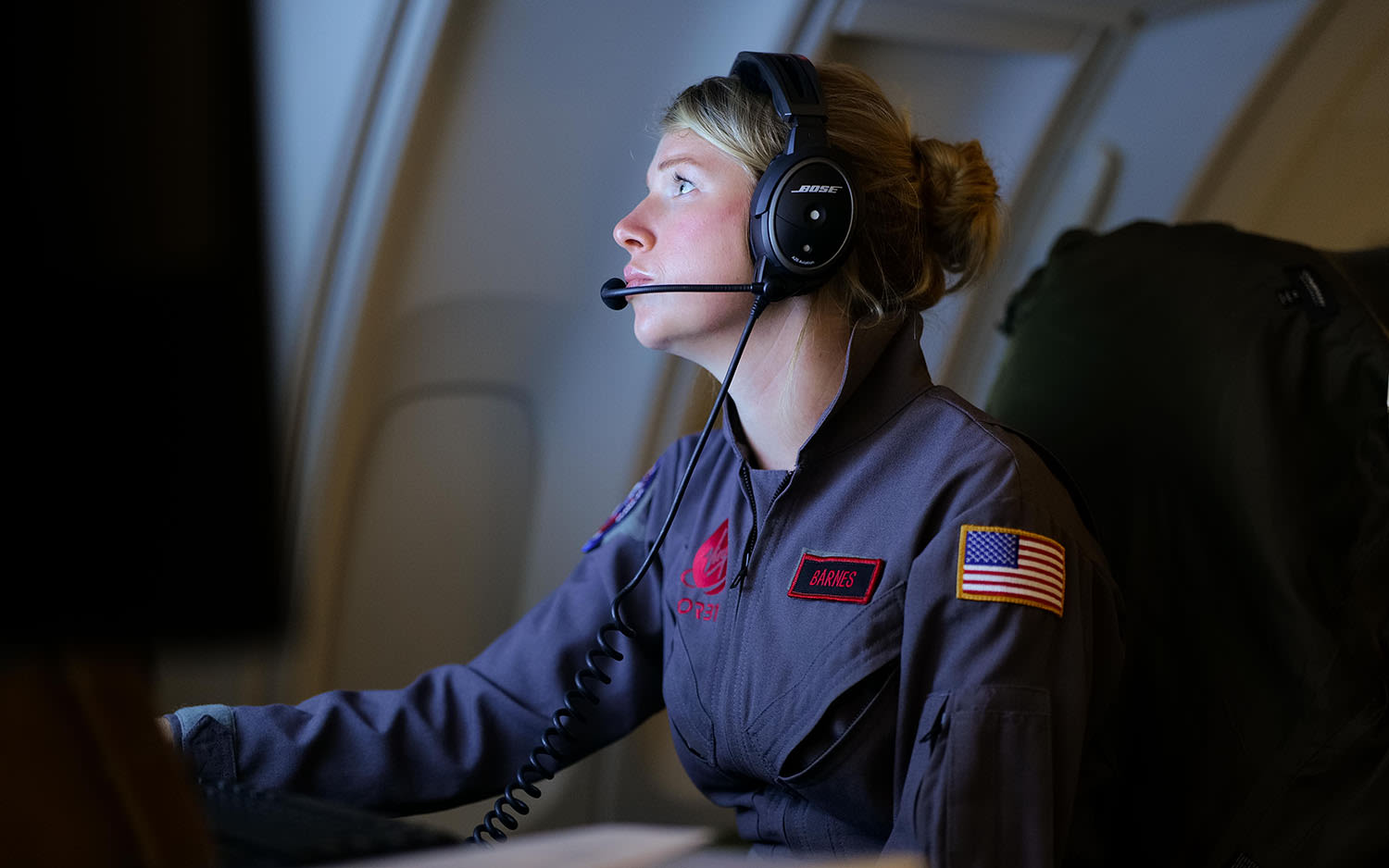 Virgin Orbit crew on Cosmic Girl