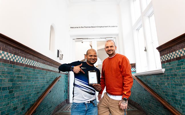 Cardoso Alves and Robert Edgar, a relief worker at Thames Reach